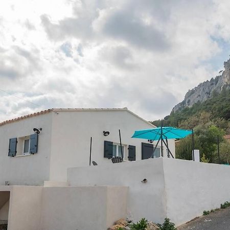 Maison Avec Jardin, Parking Entre Mer Et Montagne Le Revest-le-Eaux Exteriör bild