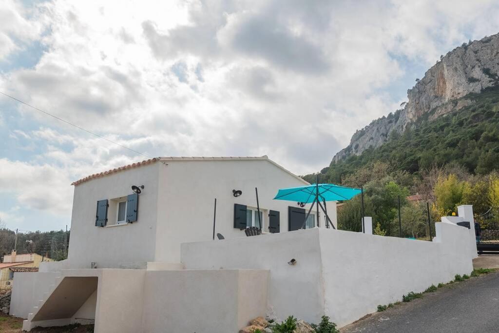 Maison Avec Jardin, Parking Entre Mer Et Montagne Le Revest-le-Eaux Exteriör bild